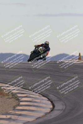 media/Sep-21-2025-Race Pace (Sun) [[98bf33ef95]]/Non Verified/1-Turns 9 and 10 (8am)/